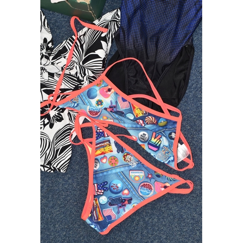 507 - ONE BOX OF SIXTEEN PIECES OF ASSORTED SPEEDO SWIMWEAR, to include children's and ladies' swimming co... 