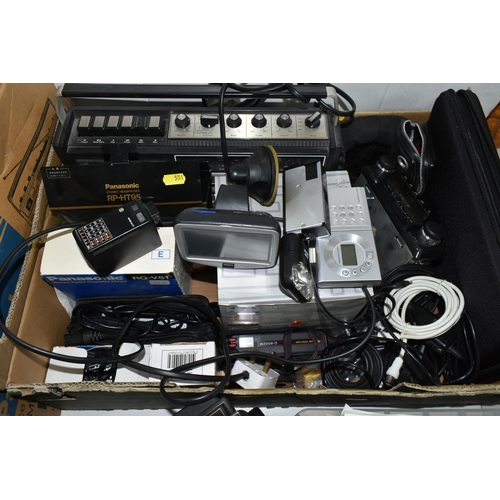 551 - TWO BOXES AND LOOSE QUANTITY OF ASSORTED AUDIO-VISUAL EQUIPMENT, to include two pairs of Voyager hea... 