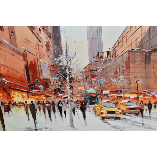 632 - HENDERSON CISZ (BRAZIL 1960) 'MANHATTAN MORNING', a signed limited edition print depicting a New Yor... 