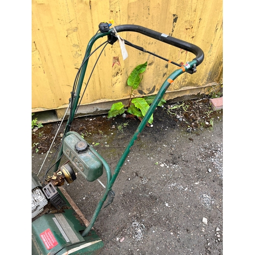 1039 - AN ATCO COMMODORE B14 PETROL CYLINDER LAWNMOWER (condition report: engine turns but not tested any f... 