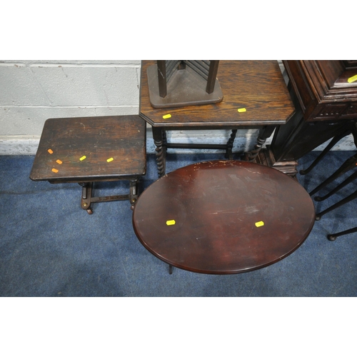 1225 - A SELECTION OF 20TH CENTURY OCCASIONAL FURNITURE, to include a mahogany plant stand, with a removabl... 