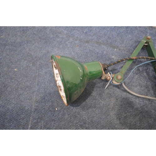 1233 - A VINTAGE GREEN ENAMEL E.D.L FOUR ARM ANGLE POISE MACHINISTS LAMP (condition report: some rust, wear... 