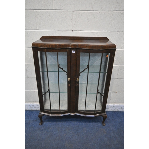 1250 - AN EARLY 20TH CENTURY MAHOGANY TWO DOOR CHINA CABINET, with two glass shelves, width 93cm x depth 32... 