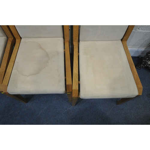 1303 - A SET OF FOUR OAK FURNITURE VILLAGE ELEPHANT CHAIRS (condition report: upholstery in need of a clean... 