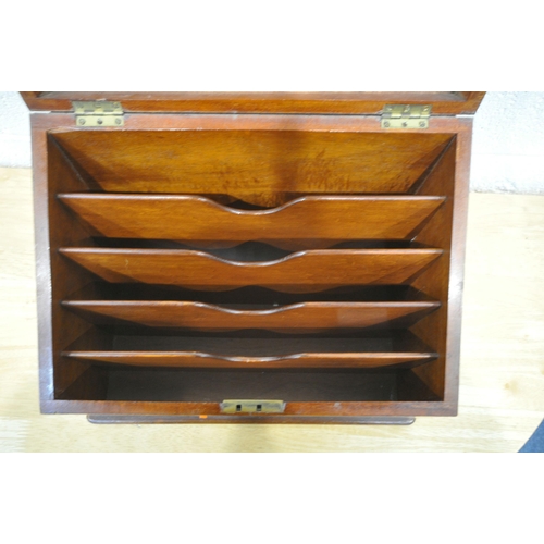 1333 - A LATE 20TH CENTURY MAHOGANY SLOPED DESK ORGANISER, the hinged lid enclosing various divisions, widt... 