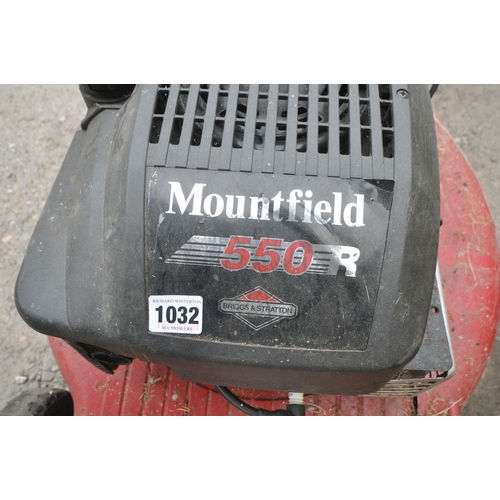 1032 - A MOUNTFIELD MODEL E531 PETROL CYLINDER SELF PROPELLED LAWNMOWER, with grass box (condition report: ... 