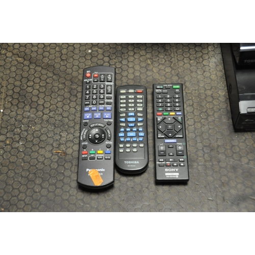 1081 - A SONY KDL-32R413B 32 INCH TV, a Panasonic DMP-BD30 Blu-ray player, along with a Toshiba SD2010KB DV... 