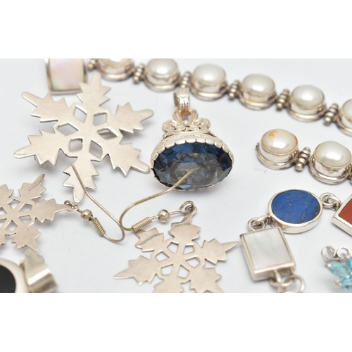 50 - A SMALL ASSORTMENT WHITE METAL JEWELLERY, to include an onyx, mother of pearl and abalone shell brac... 