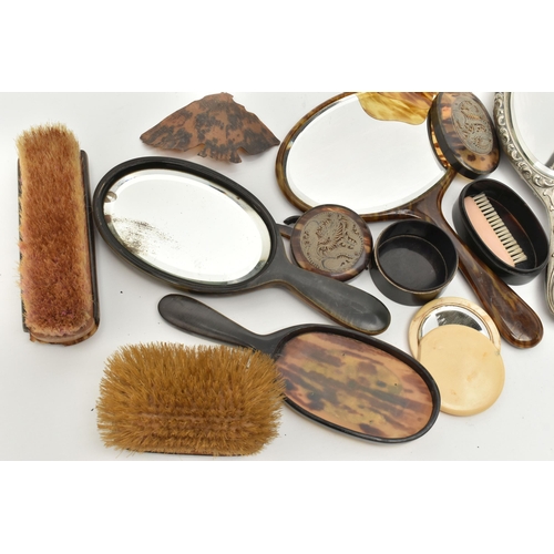 117 - A BOX OF ASSORTED VANITY ITEMS AND PENS, to include a silver clothes brush, hallmarked Birmingham, a... 