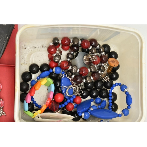 119 - A BOX OF ASSORTED ITEMS, to include costume jewellery necklaces, bracelets, earrings, rings, bangles... 