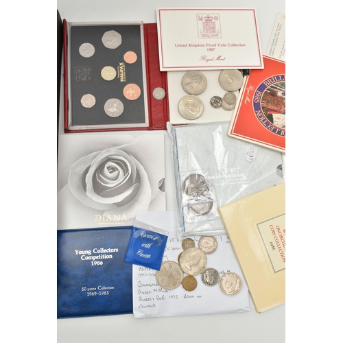 132 - A CARDBOARD TRAY OF MIXED COINS AND BANKNOTES, to include over 350 grams of various Silver coins Inc... 