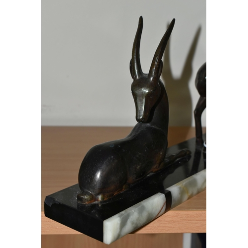 339 - AN ART DECO FIGURE GROUP, of two bronzed deer on a marble base, height 21cm x length 39.5cm x depth ... 