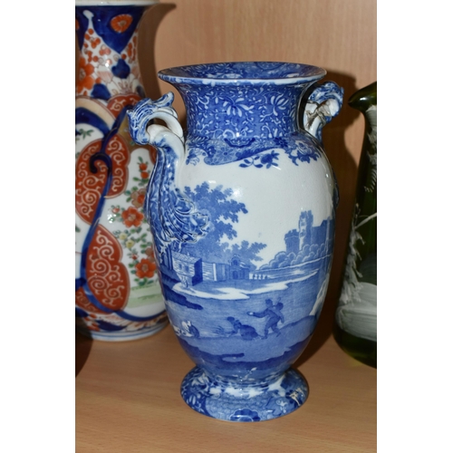 359 - A GROUP OF ORIENTAL AND OTHER CERAMICS AND A GLASS JUG, comprising a green Mary Gregory style glass ... 