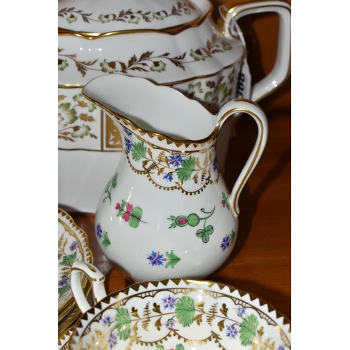 368 - TWENTY PIECES OF HAMMERSLEY PATTERN 4809 DINNER WARE, AND A ROYAL CROWN DERBY TEAPOT, comprising Ham... 