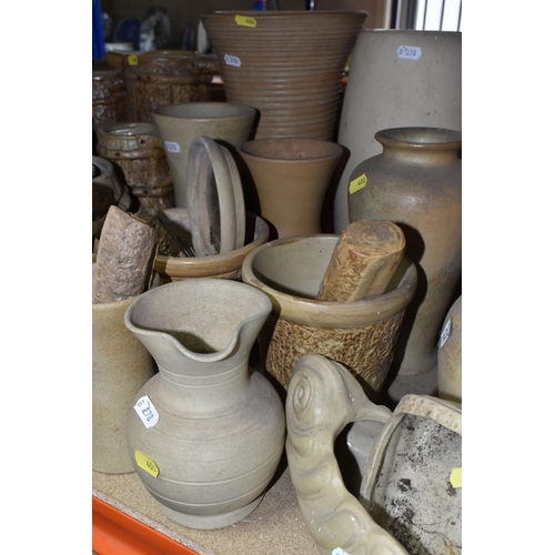 400 - A LARGE QUANTITY OF HILLSTONIA STONEWARE to include a variety of assorted jugs, vases, and planters ... 