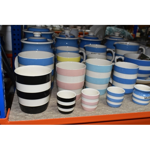 455 - A GROUP OF TG GREEN CORNISHWARE, modern items, to include traditional blue striped storage canisters... 