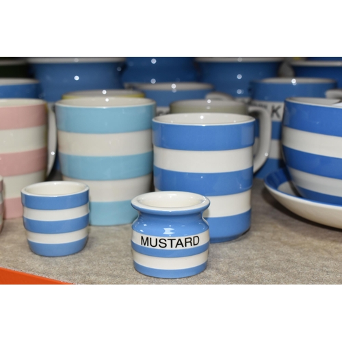 455 - A GROUP OF TG GREEN CORNISHWARE, modern items, to include traditional blue striped storage canisters... 