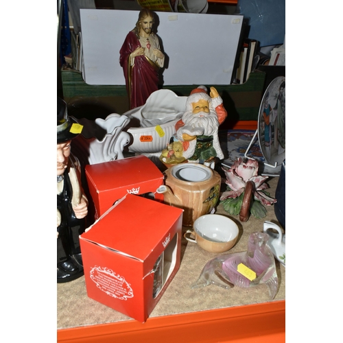 463 - TWO BOXES AND LOOSE CERAMICS, GLASSWARE AND SUNDRY ITEMS, to include a vintage bar ice container in ... 