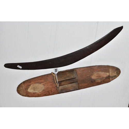 529 - AN EARLY ABORIGINAL WOODEN HAND SHIELD, carved decoration to the front ends, sides and middle, carve... 