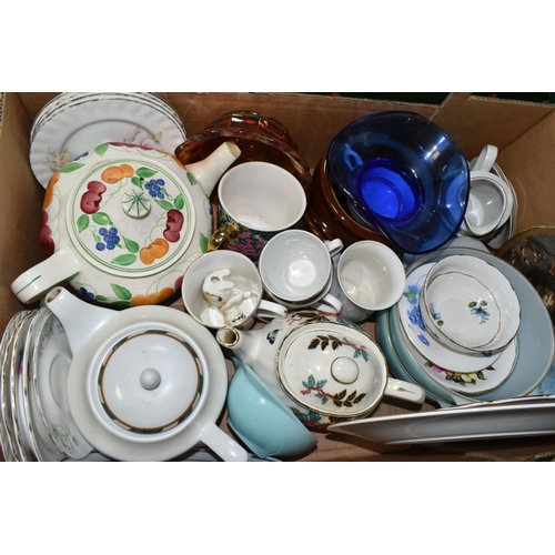 577 - FIVE BOXES AND LOOSE GLASSWARE AND CERAMICS to include a box of clear crystal cut glassware consisti... 