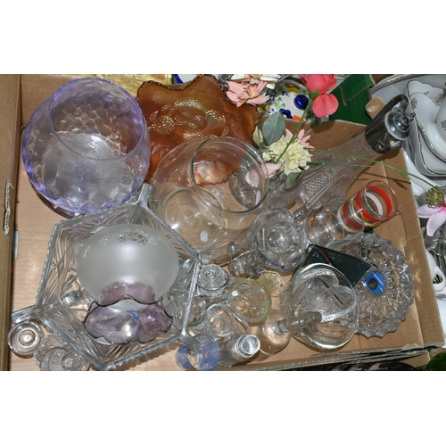 577 - FIVE BOXES AND LOOSE GLASSWARE AND CERAMICS to include a box of clear crystal cut glassware consisti... 