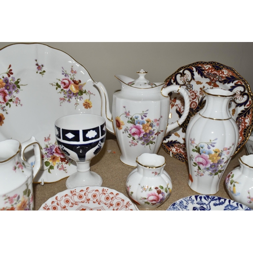 491 - A GROUP OF ROYAL CROWN DERBY PORCELAIN, comprising thirteen pieces of Royal Crown Derby 'Derby Posie... 