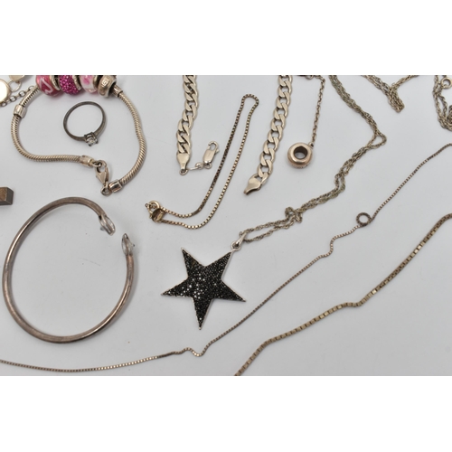 45 - A SELECTION OF SILVER AND WHITE METAL JEWELLERY, to include a large textured silver cross pendant, h... 