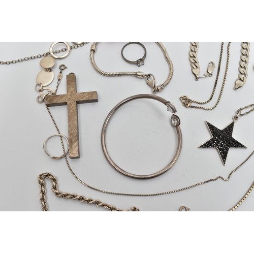 45 - A SELECTION OF SILVER AND WHITE METAL JEWELLERY, to include a large textured silver cross pendant, h... 