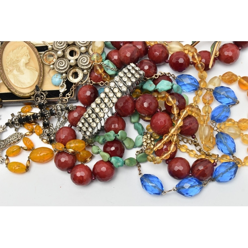 103 - A BAG OF ASSORTED COSTUME JEWELLERY, to include a white metal marcasite lizard brooch, a faceted red... 