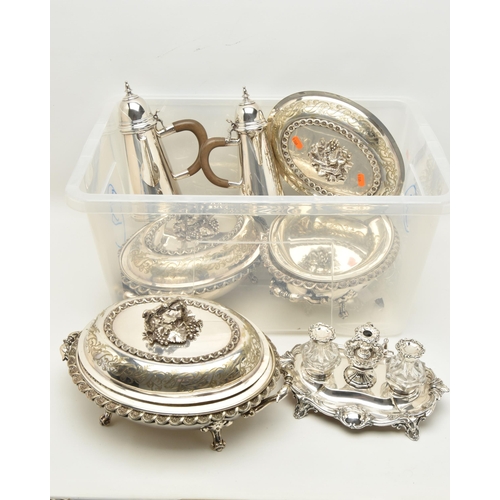 186 - A SMALL QUANTITY OF SILVER PLATE, comprising an 18th century style cafe au lait set, unmarked and a ... 