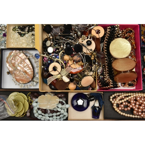 187 - A BOX OF ASSORTED COSTUME JEWELLERY, to include a semi-precious stretch bead bracelet, a jasper bead... 