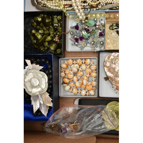 187 - A BOX OF ASSORTED COSTUME JEWELLERY, to include a semi-precious stretch bead bracelet, a jasper bead... 