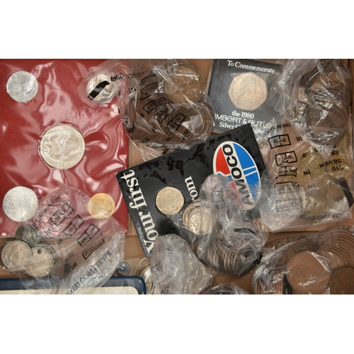 205 - A SMALL CARDBOARD BOX OF COINS AND COMMEMORATIVES, to include a Papal Pope John Paul II souvenir set... 