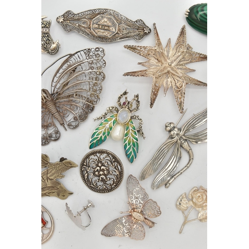 78 - A SELECTION OF WHITE METAL JEWELLERY, to include cannetille butterfly and flower brooches, two malac... 