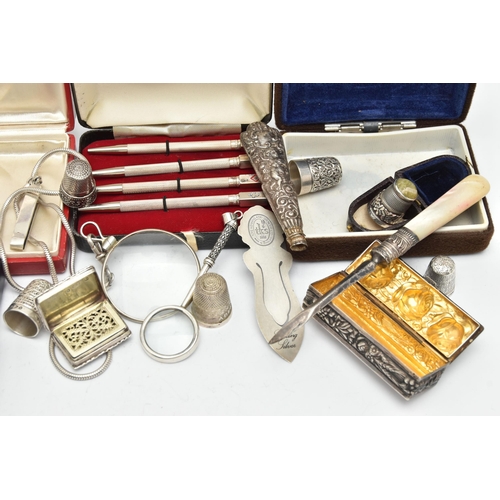 89 - A SELECTION OF SILVERWARE, to include an early Victorian vinaigrette with gilt interior grill, silve... 