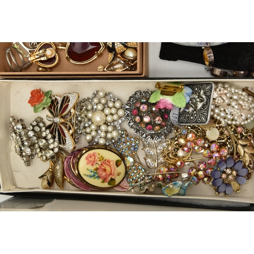 174 - A SHOE BOX OF ITEMS, to include a small quantity of ladies quartz fashion wristwatches names to incl... 