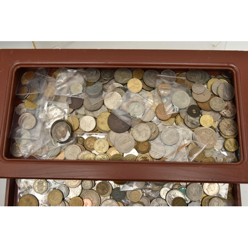 212 - A WOODEN THREE DRAWER BOX AND PLASTIC CRATE CONTAINING MIXED COINAGE, to include amounts of copper c... 