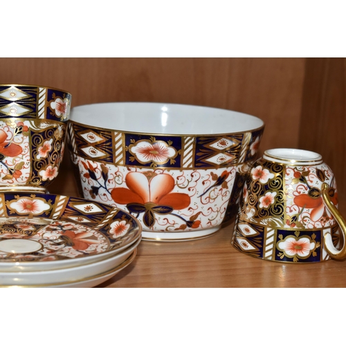 365 - A GROUP OF NINETEENTH CENTURY ROYAL CROWN DERBY IMARI 2451 PATTERN TEAWARE, comprising a slop bowl (... 