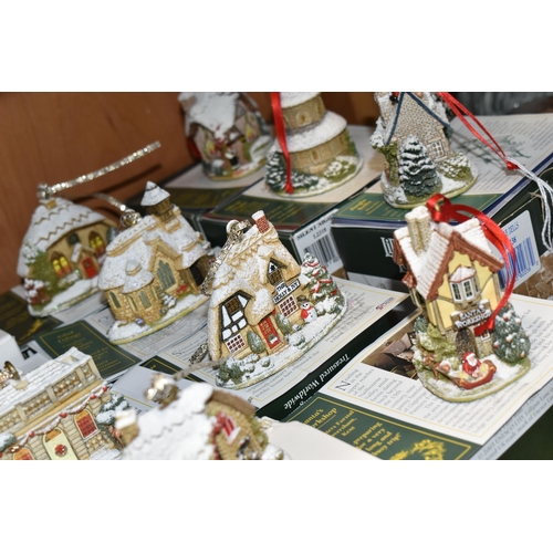 375 - FOURTEEN BOXED LILLIPUT LANE ANNUAL CHRISTMAS ORNAMENTS AND A BOXED SET OF FOUR CHRISTMAS ORNAMENTS,... 