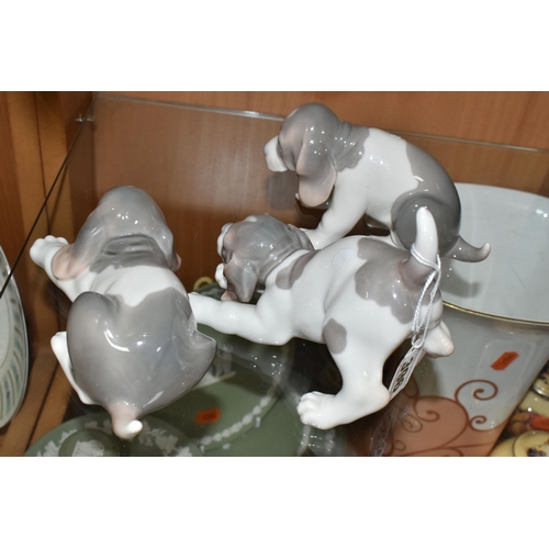 396 - THREE LLADRO FIGURES OF BEAGLE PUPPIES, comprising Playful Puppy no 1070, Sad Puppy no 1071 and Slee... 