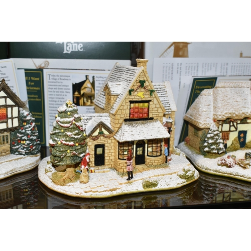 400 - FIVE BOXED LILLIPUT LANE CHRISTMAS SPECIALS,  all with deeds, comprising Letter to Santa L2589 2003,... 