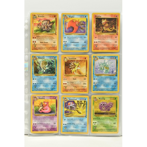 412 - A COMPLETE POKEMON FOSSIL SET, condition ranges from lightly played to excellent