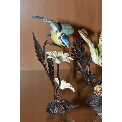 420 - A GROUP OF FOUR ROYAL WORCESTER ORNAMENTAL STUDIO MODELS, Garden Bird collectables, mounted on bronz... 