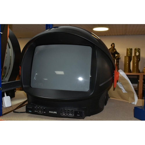 444 - A PHILIPS LIMITED EDITION 'DISCOVERER' TELEVISION 1983, designed as a 'space helmet' with adjustable... 