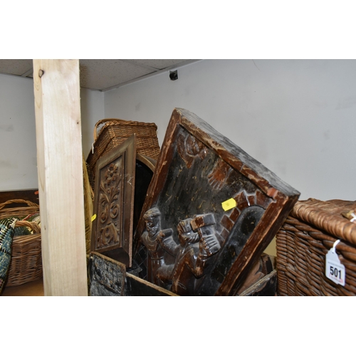 501 - A VARIETY OF WICKER BASKETS AND TREEN to include five wicker baskets and a small wicker storage hamp... 