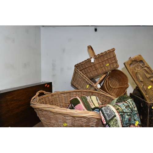 501 - A VARIETY OF WICKER BASKETS AND TREEN to include five wicker baskets and a small wicker storage hamp... 