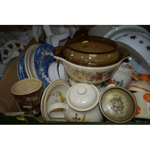 535 - FIVE BOXES OF MIXED CERAMIC KITCHENWARE to include a vintage Pyrex 'Harvest Spray' casserole dish, P... 