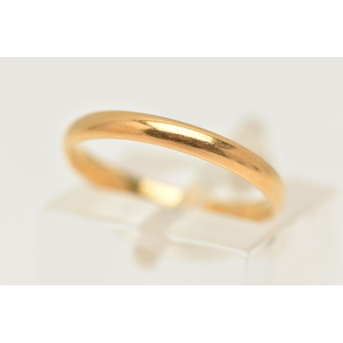 25 - A 22CT YELLOW GOLD WEDDIND BAND, designed as a plain polished band, approximate width of band 2mm, h... 
