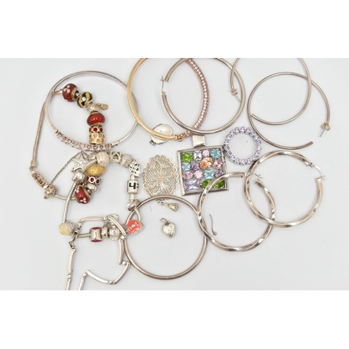 97 - A BAG OF ASSORTED WHITE METAL JEWELLERY, to include a silver articulated bracelet fitted with a lobs... 