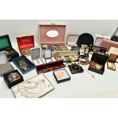 146 - A SELECTION OF COSTUME JEWELLERY, to include a large Butler and Wilson exotic bird brooch with box, ... 